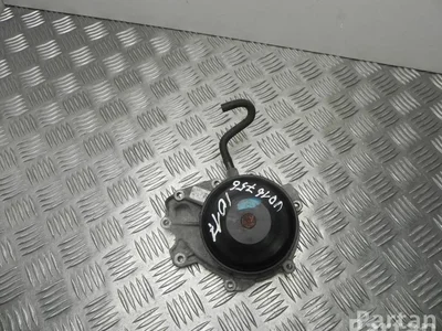 Mercedes-Benz A 651 200 60 01 / A6512006001 C-CLASS (W205) 2016 Pompe à eau - Image 1
