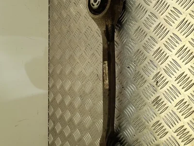 Tesla 6007998-00-C / 600799800C MODEL S 2014 Devant  levier inférieur incurvé - Image 1