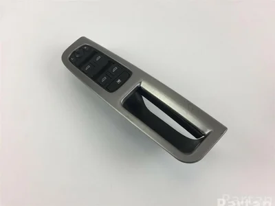 Volvo 30773427 V50 (MW) 2007 Bouton de lève-vitre - Image 1