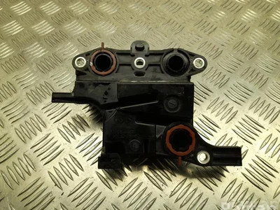 Toyota 12211-25011 / 1221125011 RAV 4 V 2021 Bride de liquide de refroidissement - Image 1