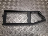 Volkswagen 7L1 857 038 J / 7L1857038J TRANSPORTER VI komercinis (SGA, SGH) 2023 Rėmelis multimedijos