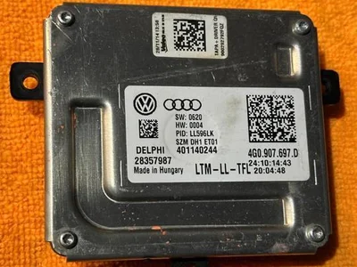 Audi 401140244 A6 (4G2, C7, 4GC) 2014 Unidad de control para luces que se giran - Imagen 1
