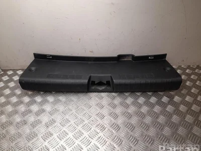 Hyundai 85771-Q0500, 85770-Q0550 / 85771Q0500, 85770Q0550 Bayon 2022 Couvercle pour porte-cadenas - Image 1