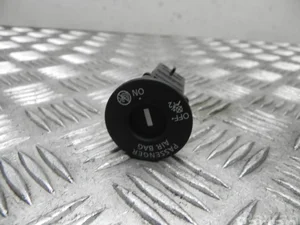 Nissan 20305SD LEAF (ZE1) 2021 Interrupteur de désactivation de l'airbag passager