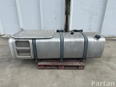 DAF 1944800, 2193145 XF 2018 Fuel tank 845L - Image 1