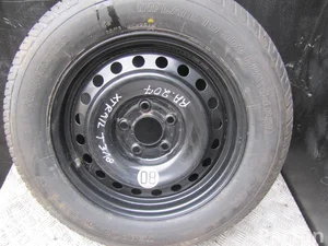 Nissan 21210 JG007 / 21210JG007 X-TRAIL (T31) 2011 roue de secours