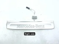 Mercedes-Benz A2976802000 EQS (V297) 2022 Durų slenksčio apdaila dešinė