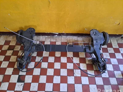 Citroën C4 CACTUS 2018 poutre d'essieu arrière - Image 1