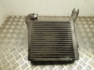 Porsche 97011021035, 970110210 PANAMERA (970) 2011 Refroidisseur d'air comprimé intermédiaire