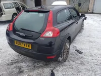 VOLVO C30 JUODA - Vignette 3