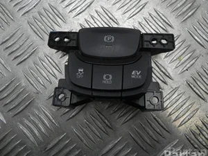 Toyota CZ265-0C80A / CZ2650C80A C-HR (_X1_) 2019 Commutateur multiple