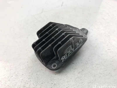 Volvo B104054 XC40 2020 Блок контроля исправности ламп - Изображение 1