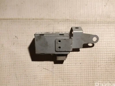 Volvo 30775655 C70 II Convertible 2008 Amplificateur d'antenne - Image 1