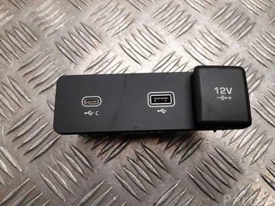 Jaguar L8B2-19E110-CC / L8B219E110CC I-PACE 2021 Périphérique d'entrée - Image 1