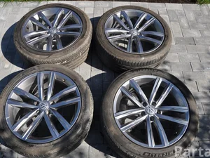 Volkswagen 3G0601025H PASSAT Variant (3G5) 2017 Felgi aluminiowe R18 EJ 8.0 ET44