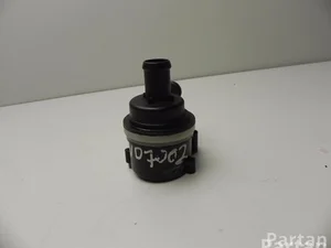 Volkswagen 6R0 965 561 A / 6R0965561A POLO (6R, 6C) 2012 Pompe à eau supplémentaire