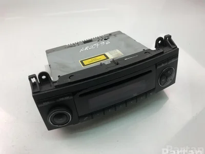 Mercedes-Benz A1698200086 A-CLASS (W169) 2009 Radio / lecteur CD - Image 1
