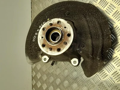 BMW 115772-10, 31218090562 / 11577210, 31218090562 3 (G20) 2022 Logement de roulement de roue Right Front - Image 1