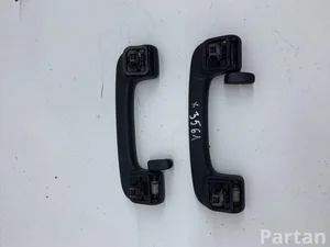 Ford LC5BA045B15 Kuga III 2020 Uchwyt drzwi, wyposażenie wnętrza z tyłu po prawej z tyłu z lewej