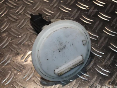 Volvo CUZN30 XC70 II 2009 Distribution de carburant - Image 1