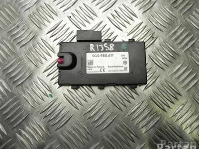 Volkswagen 5G0 980 611 / 5G0980611 GOLF VII (5G1, BQ1, BE1, BE2) 2014 Amplificateur d'antenne - Image 1