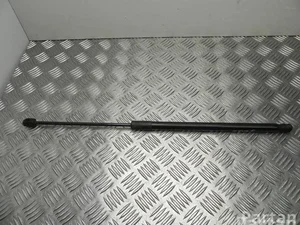 Peugeot 9683738180 5008 2011 Ressort à gaz