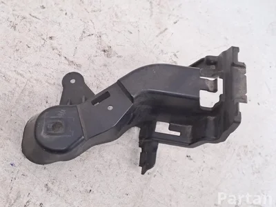 Mercedes-Benz A2058850414 C-CLASS (W205) 2016 Support pour pare-chocs Left Rear - Image 1