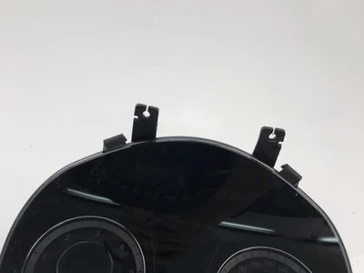 Hyundai 94011-3Z010 / 940113Z010 i40 (VF) 2015 Tableau de bord km/h - Image 1