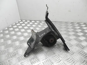 Toyota EDE-18 / EDE18 YARIS (_P13_) 2015 Support moteur