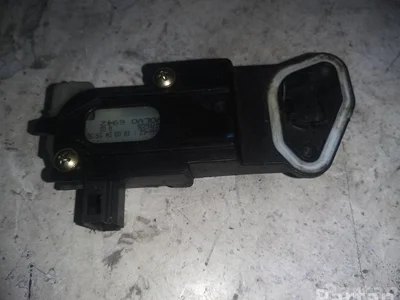 Volvo 30716226 S40 II (MS) 2005 Замок крышки топливного бака - Изображение 1