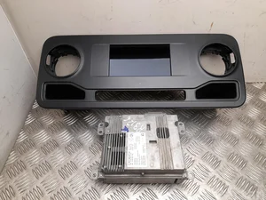 Mercedes-Benz A9079001703, A9079008703, A9079017300, A9079027500 Sprinter (907/910) 2019 Radio / lecteur CD