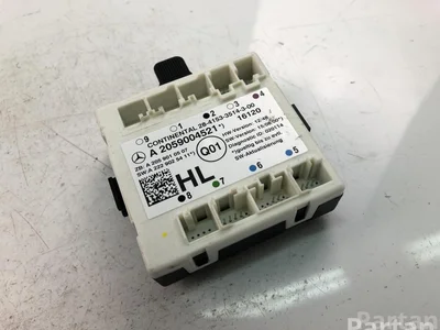 Mercedes-Benz A2059004521 C-CLASS (W205) 2016 Unité de commande pour porte - Image 1