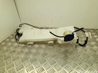 Peugeot 9826400780 3008 SUV 2018 Réservoir d'eau de nettoyage - Image 1