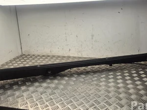 Maxus P01059 Deliver 9 2024 Moldura Plastico Derecho Limpia