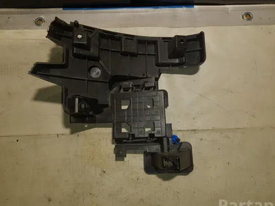 Volvo 31323837 S60 II 2016 Support pour pare-chocs Left Rear - Image 1