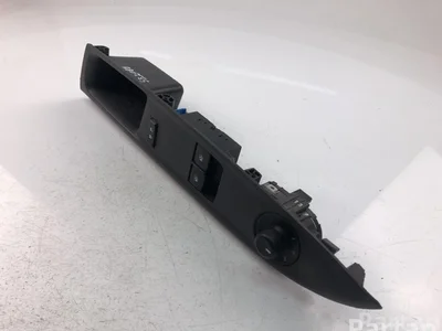 Opel 95439384 KARL 2017 Bouton de lève-vitre - Image 1