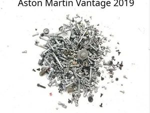 Aston Martin Vantage Coupe 2019 śruba zestaw
