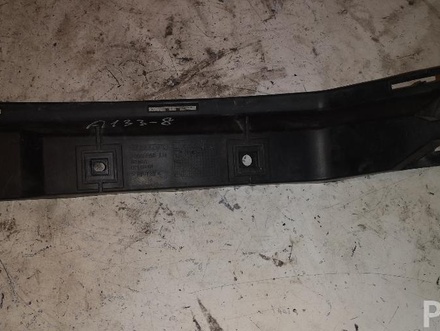 VOLVO 30655998 S40 II (MS) 2005 Bracket for bumper