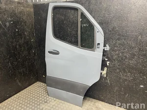 Mercedes-Benz Sprinter (907/910) 2023 Drzwi z przodu po prawej