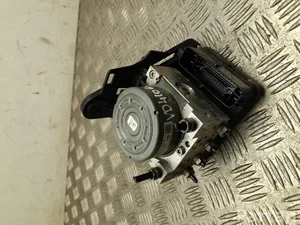Volkswagen 3Q0 614 517 R, 3Q0 907 379 R / 3Q0614517R, 3Q0907379R PASSAT Variant (3G5) 2015 Unité de commande hydraulique ABS