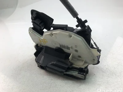 Seat 5K1837016E LEON (5F1) 2015 Serrure de porte - Image 1