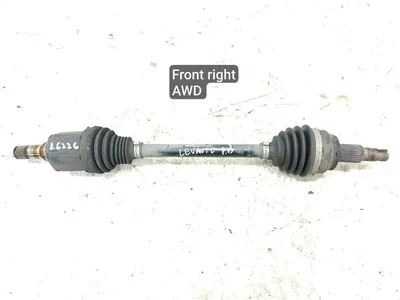 Maserati LEVANTE 2017 Wał napędowy z przodu po prawej - Zdjęcie 1