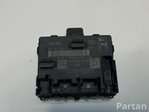 Audi GJ32014L21DB Q5 (FY) 2018 Unité de commande pour porte Right Front