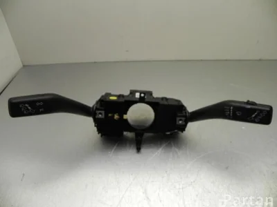 Škoda 6RA 953 501 R / 6RA953501R RAPID (NH3) 2014 Multi-switch colonne de direction - Image 1