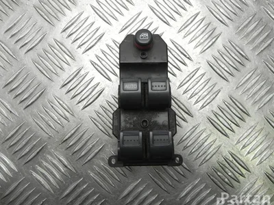 Honda 35750-S6A-G110-M1 / 35750S6AG110M1 CIVIC VII Hatchback (EU, EP, EV) 2002 Bouton de lève-vitre - Image 1