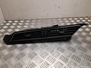 Audi 4KR 820 951 / 4KR820951 Q8 e-tron 2021 Évent Central