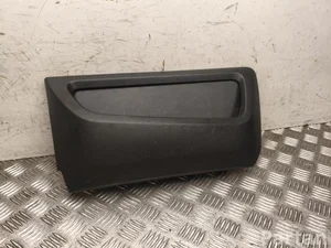 Mercedes-Benz A4479107102 EQV (W447) 2020 Glove box