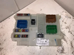 Volvo 31254837 XC60 2012 Boîte à fusibles