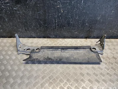 Toyota Yaris P210 2024 Support pour radiateur - Image 1