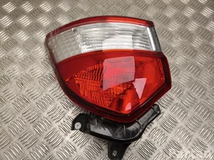 Toyota 0D-204 / 0D204 YARIS (_P13_) 2020 Lampy tylne z lewej